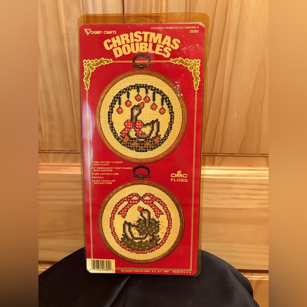 Vogart Crafts Christmas Doubles Cross Stitch Kit